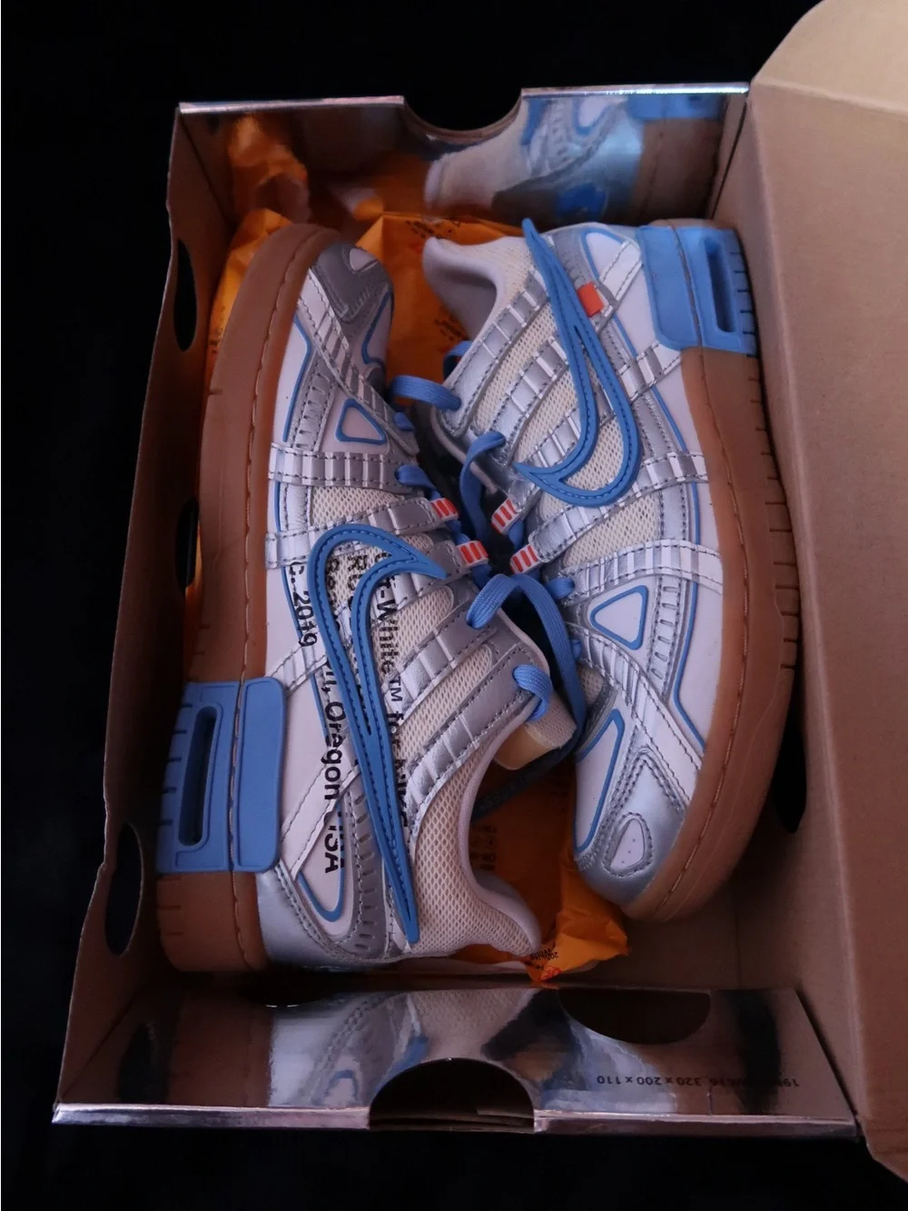 Off-White x Nike Air Rubber Dunk 'University Blue'